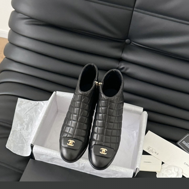 Ch*el boots
